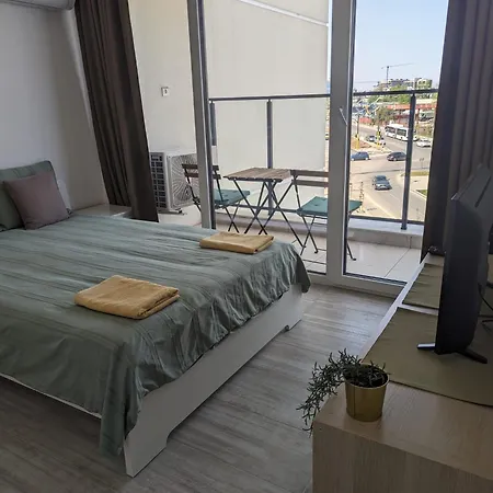Apartmán Reina Apartment- Next To Zoo And Close To Mall Paradise Sofie