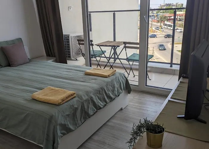 Apartmán Reina Apartment- Next To Zoo And Close To Mall Paradise Sofie