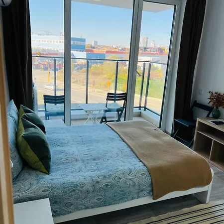 Διαμέρισμα Reina Apartment- Next To Zoo And Close To Mall Paradise