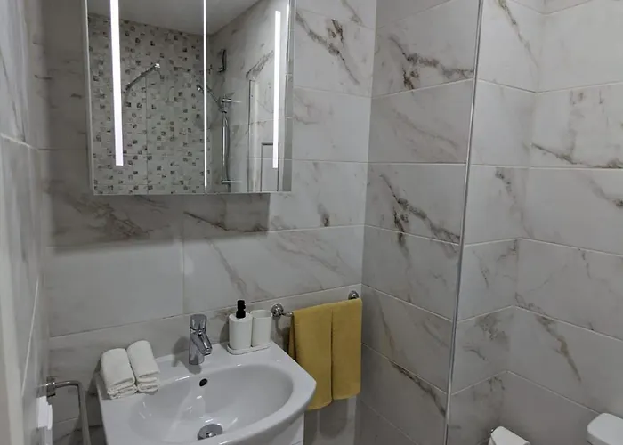 Reina Apartment- Next To Zoo And Close To Mall Paradise Lejlighed Sofia